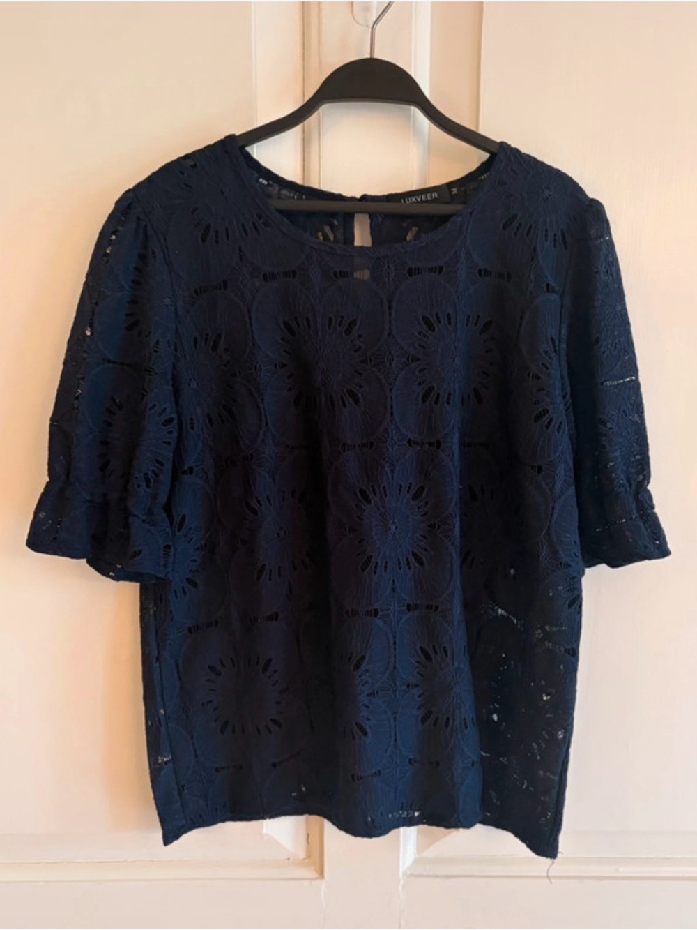 Eyelet Lace Short Sleeve Blouse Top Navy Blue Women’s medium